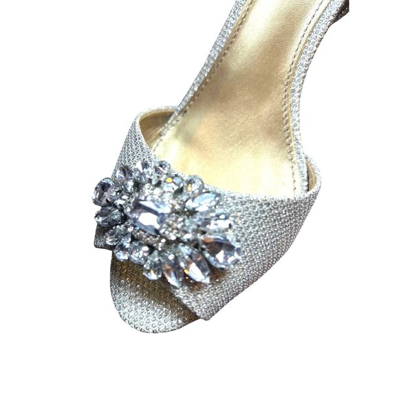 Belle Badgley Mischka Women's 6 Silver Rhinestones Peep Toe Heels Wedding Formal - Picture 12 of 13